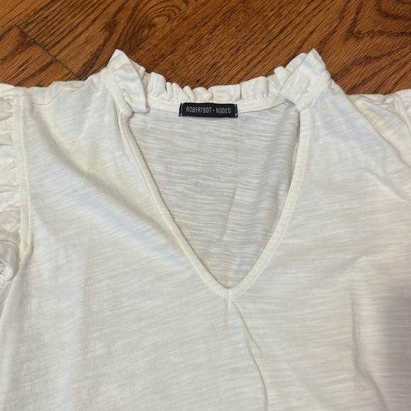 Robertson + Rodeo Woman’s White Ruffle Top Size XS - Picture 2 of 5